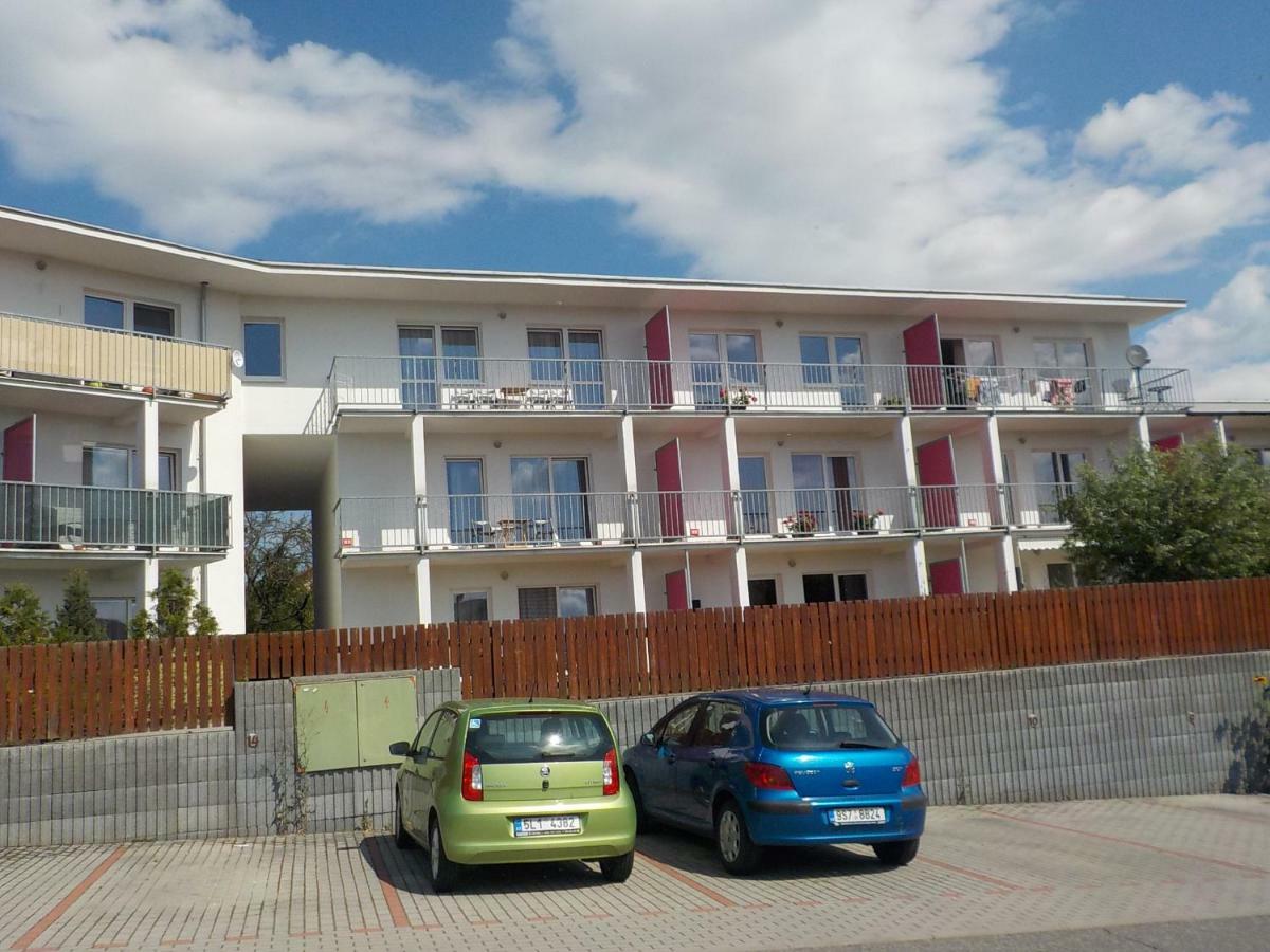 Guest House Beroun Zdice Экстерьер фото